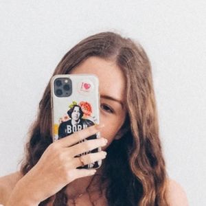 Meet your Posher, Dana